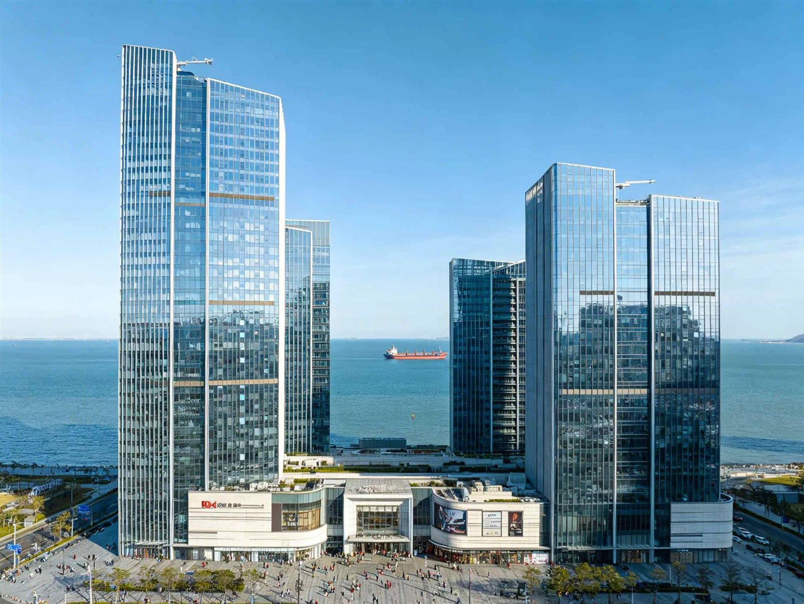 Aluminium windows in coastal high-humidity environment Aluminium windows in coastal high-humidity environment